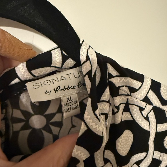 Signature by Robbie Bee Black and White Sheath Midi Dress - Picture 3 of 7